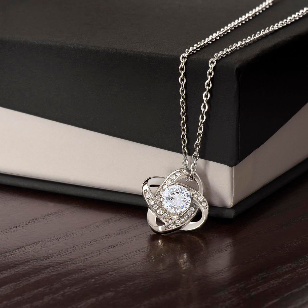 Valentine's Splendor: Romantic Necklaces for Your Special Someone"